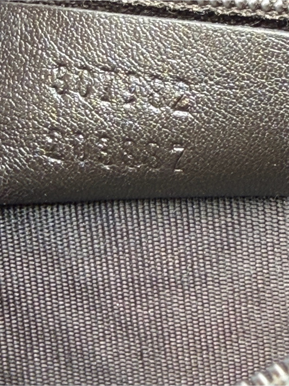 Gucci Beige GG Supreme Canvas Continental Wallet - Picture 6 of 8